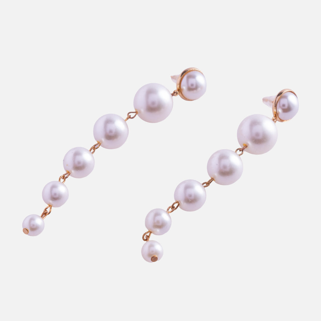 Elegant Pearl Drop Earrings