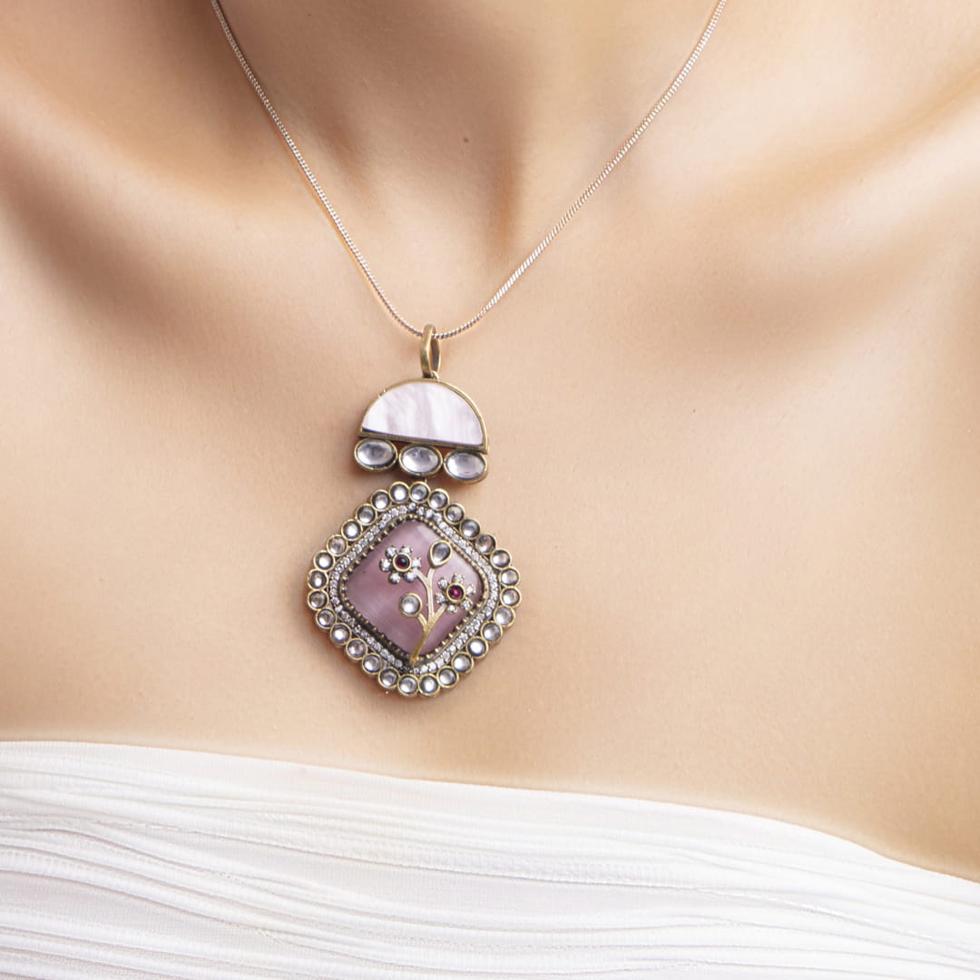 Stone and Pearl Chain Pendant Set