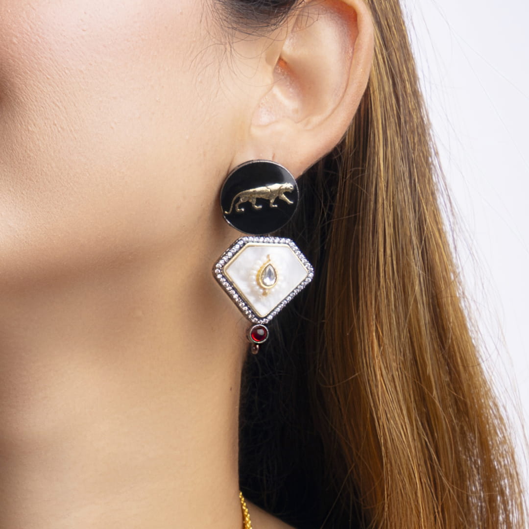 Multi-Stone Elephant Motif Necklace Set