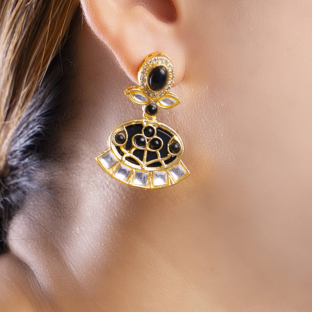 Black and Gold Fan-Shaped Earrings