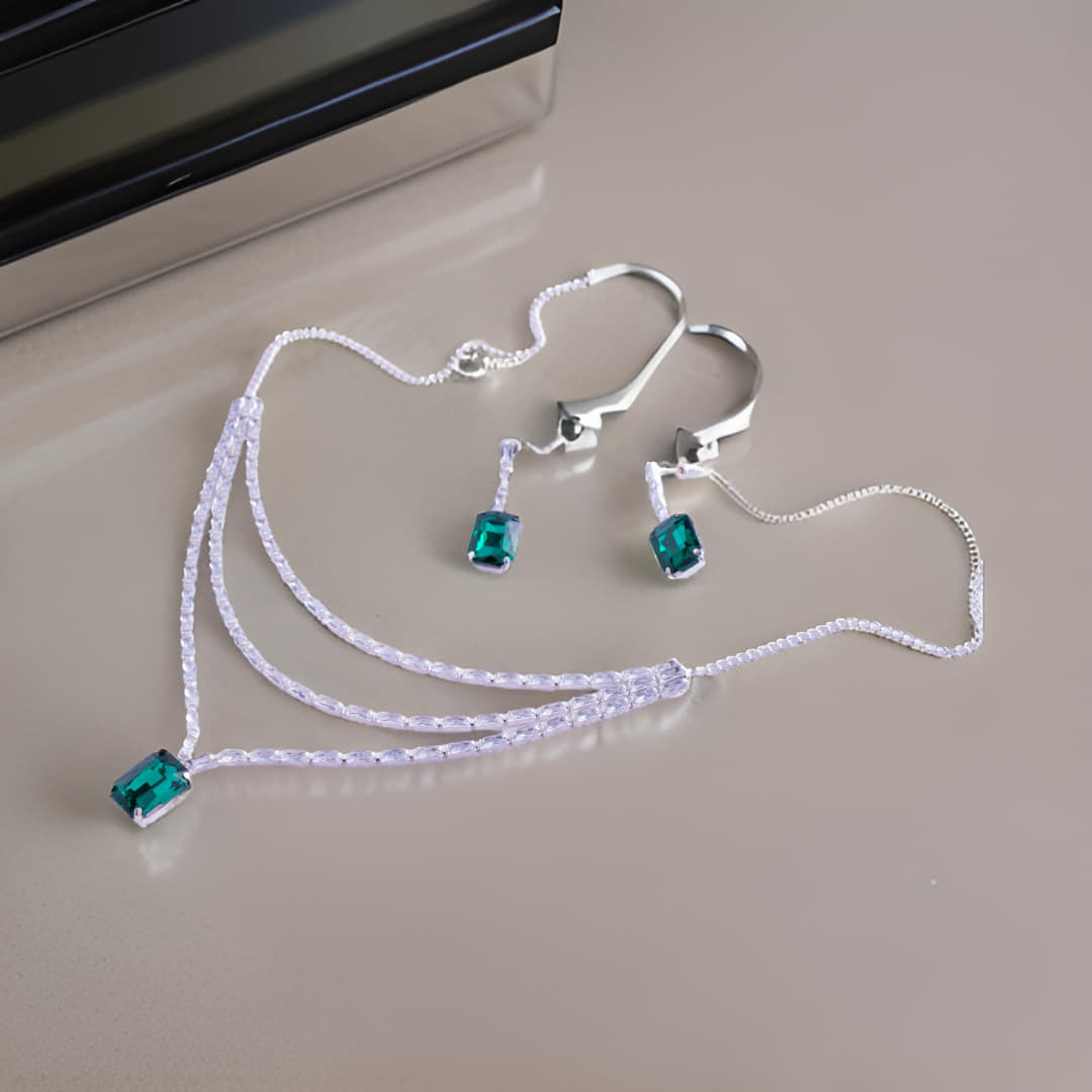 Triple Layered Emerald Pendant Necklace