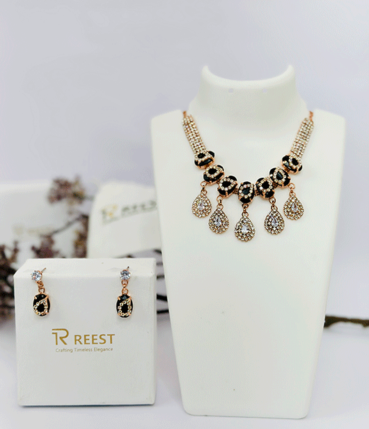 Elegant Crystal Drop Necklace Set with Earrings