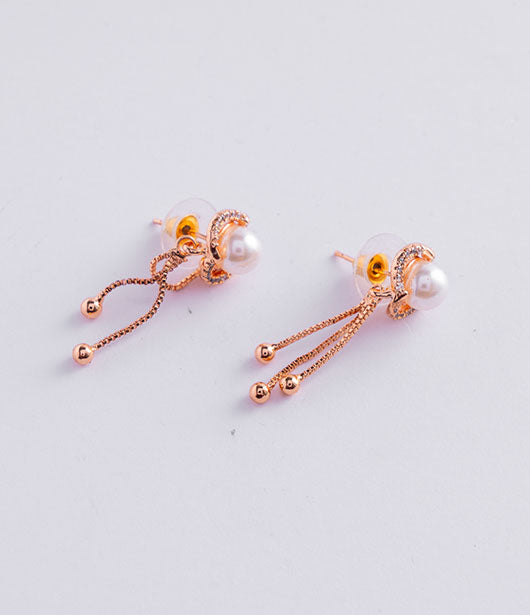 Rose Gold Pearl Drop Earrings