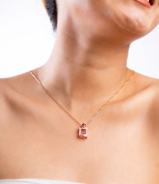 Rose Gold Square Chain Pendant