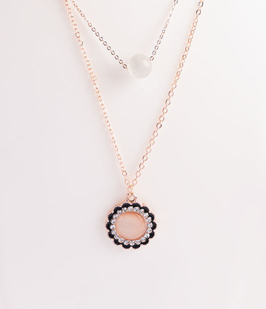 Rose Gold Double Layer Scalloped Circle Pendant Necklace