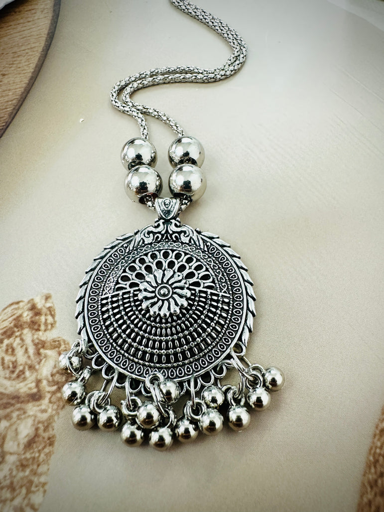 Oxidized Silver Round Pendant Necklace with Bead Accents