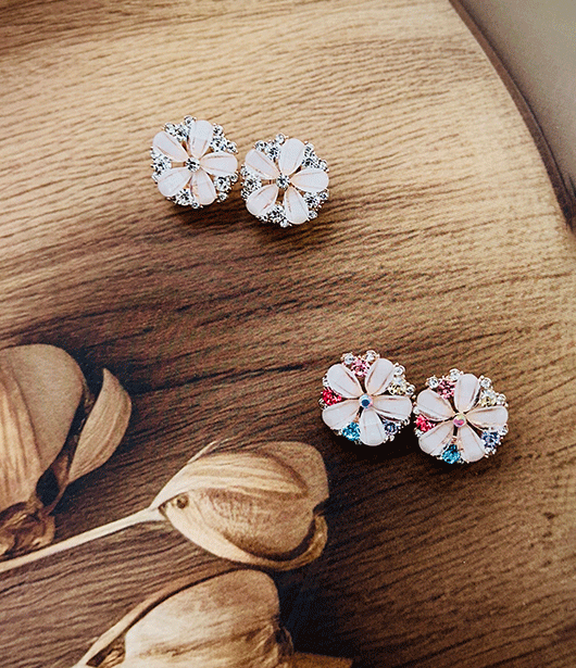 Dual-Tone Floral Stud Earrings Set [ PAIR OF 2]