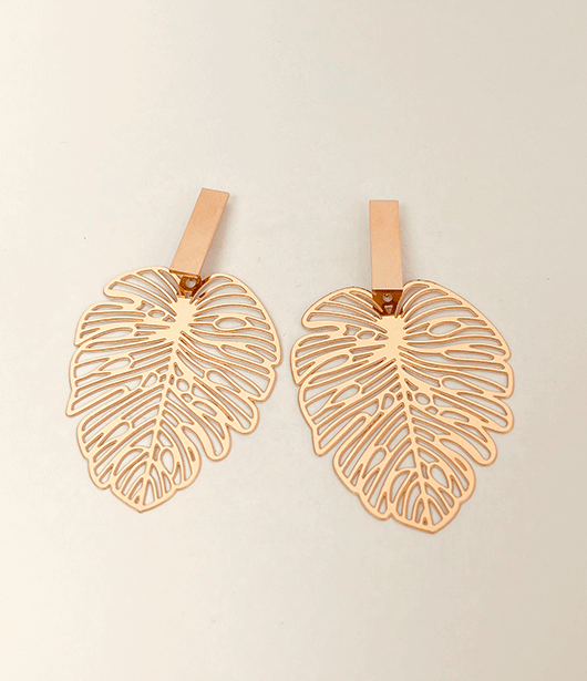 Nature-Inspired Leaf Drop Earrings