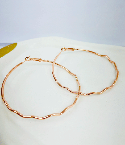 Modern Wavy Hoop Earrings