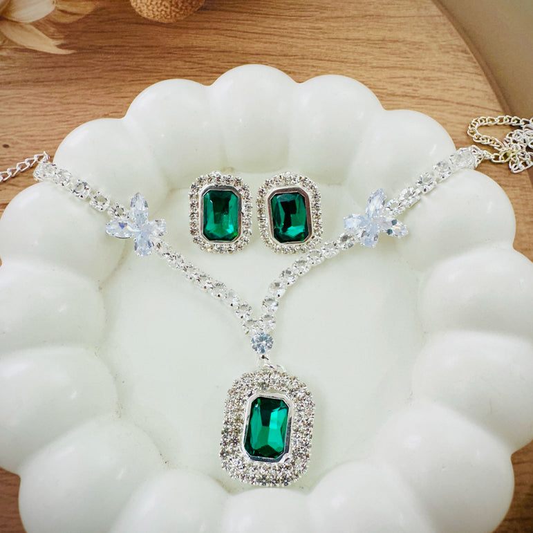 Regal Elegance Necklace and Earrings Set