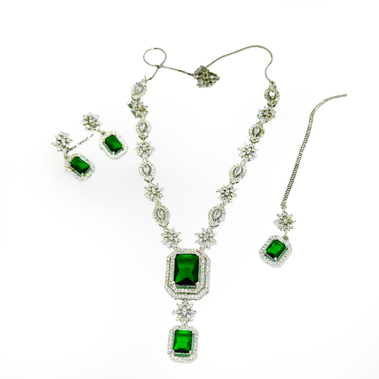 Elegant Green Crystal Necklace and Earring Set