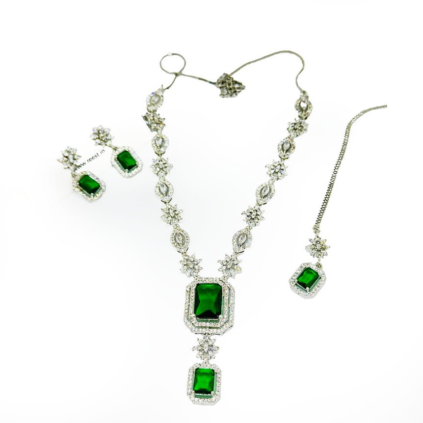 Elegant Green Crystal Necklace and Earring Set