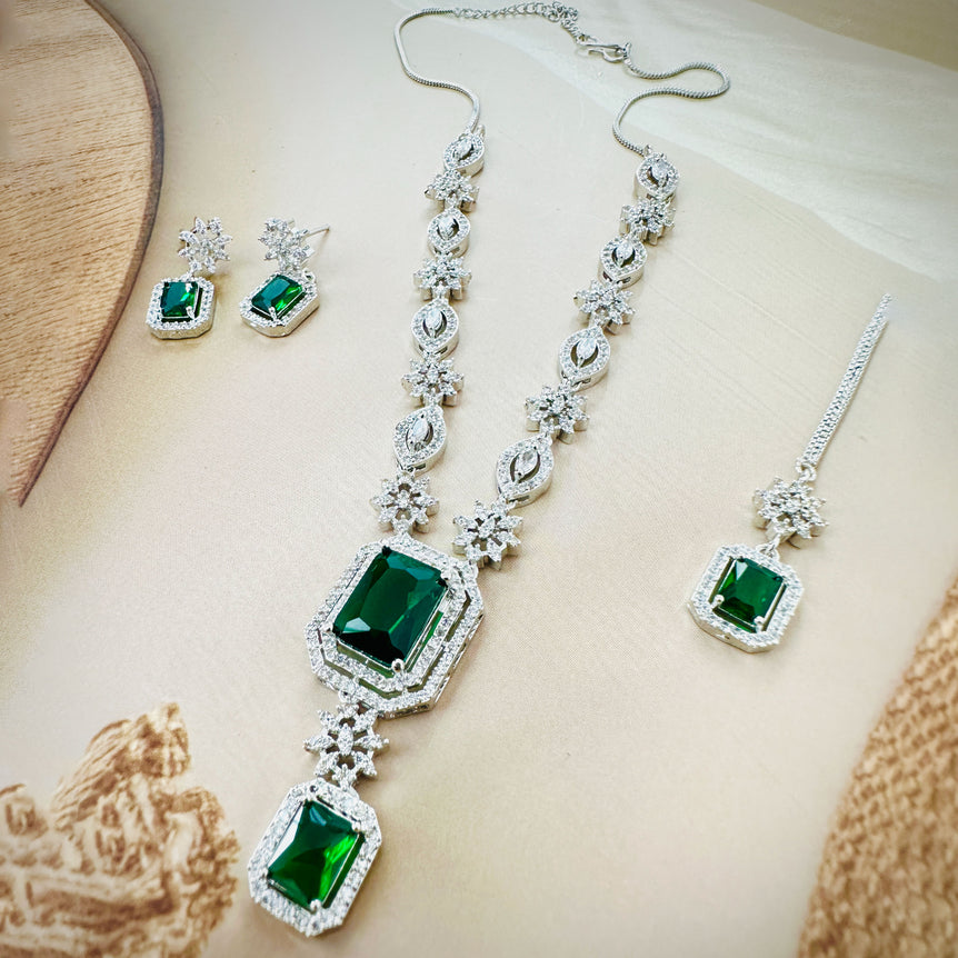 Elegant Green Crystal Necklace and Earring Set