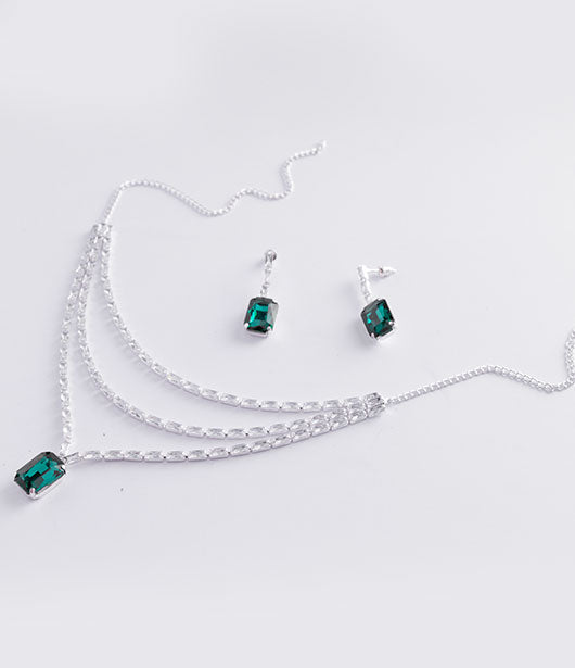 Triple Layered Emerald Pendant Necklace